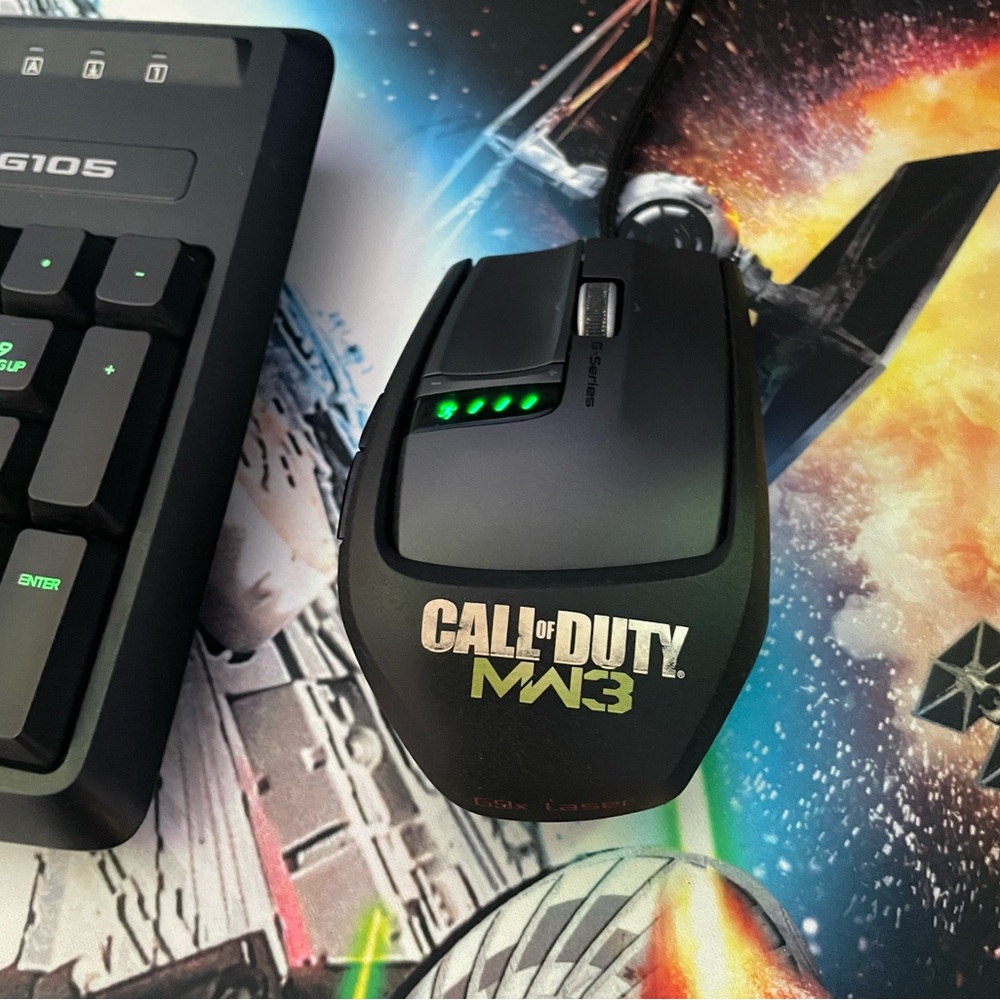 Logitech G9X Call of Duty MW3 Gaming Mouse (2011)